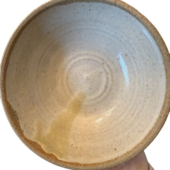 Handmade Studio Pottery Lidded Bowl with Floral Top - Picture 9 of 13